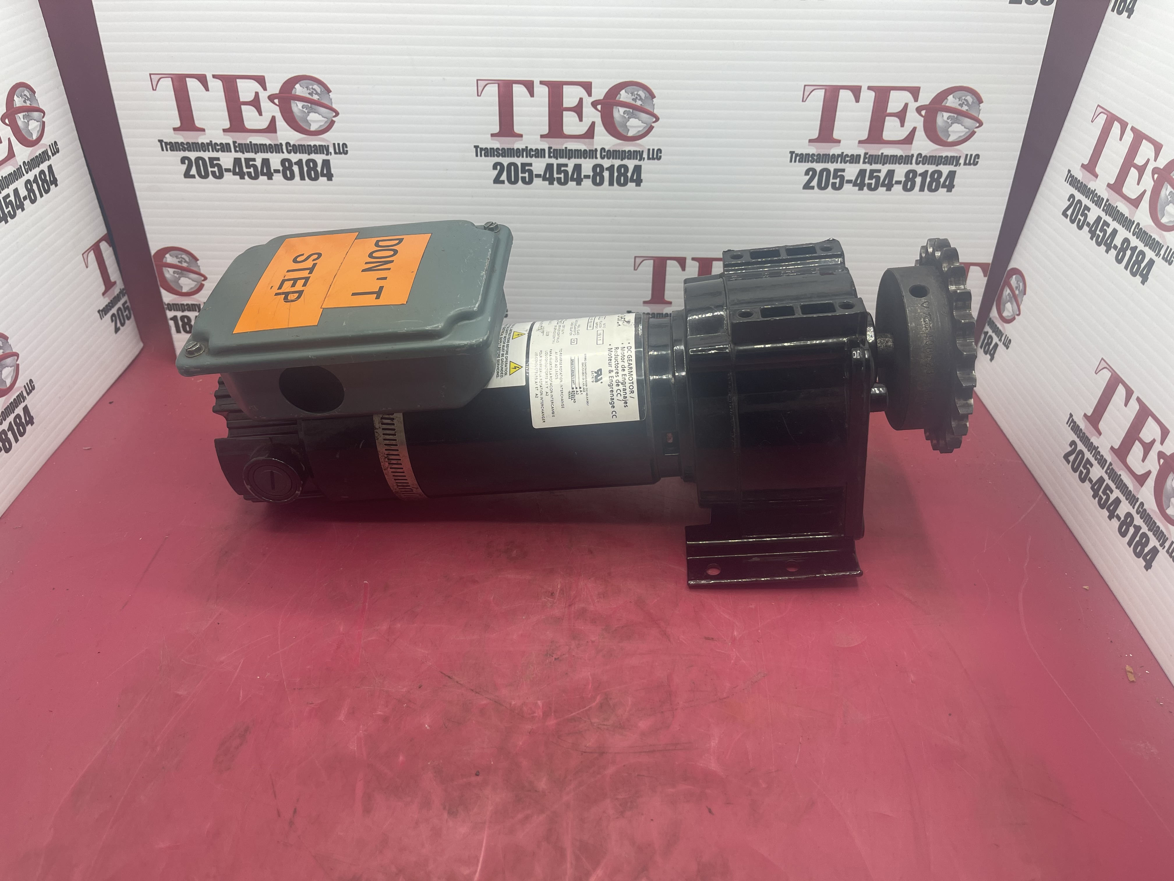 Dayton 2H575A 90RPM 90V 1/4HP Gear Motor
